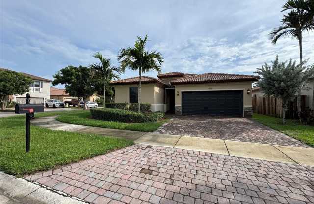 11504 SW 240th Ter photos photos