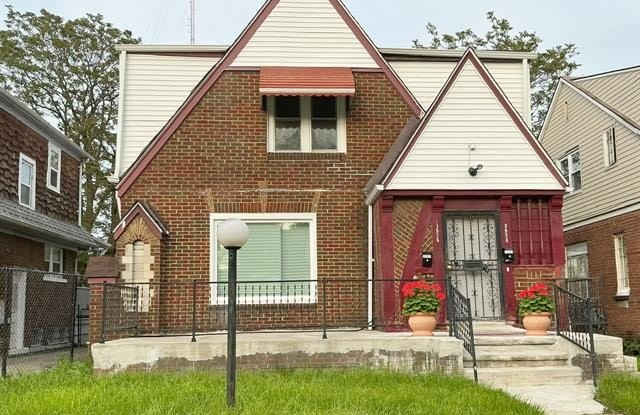 13924 Roselawn Street photos photos