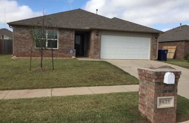 3 bedroom 2 bath, with large back yard - 9625 Silas Drive, Oklahoma City, OK 73160