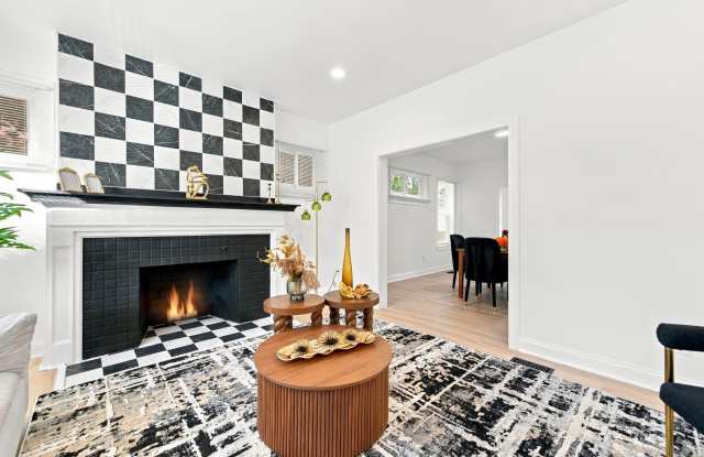 1978 Glynn Court Gallery 4