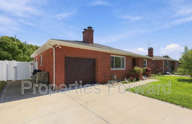 330 Topsfield Road Gallery 3