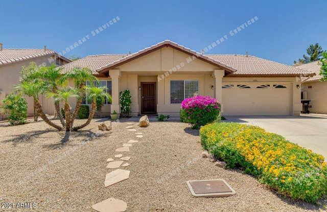 PINNACLE HILL RENTAL WITH MTN VIEWS, FIREPIT, SYNTHETIC GRASS photos photos