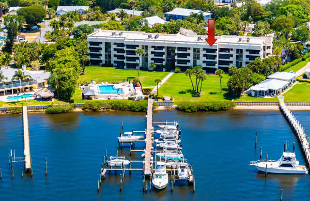 625 NW North River Drive unit: 303 photos photos