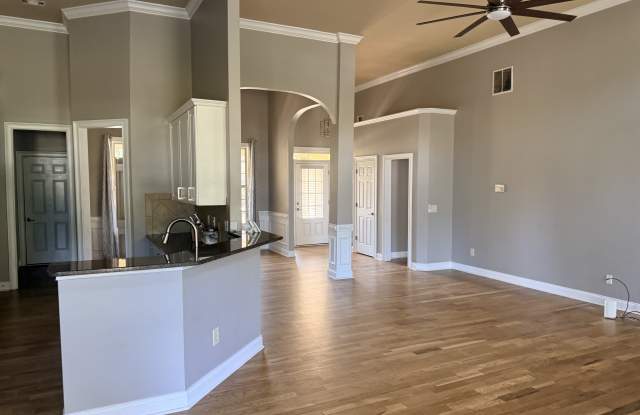 310 Hawk's Ridge Gallery 4