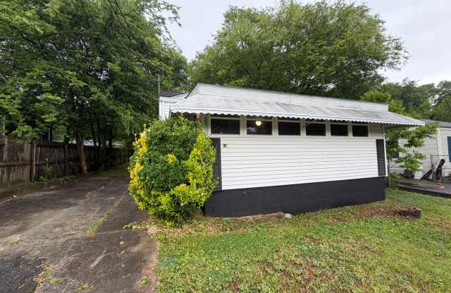 2 Bedroom, 1 Bath Home in East Rome! photos photos