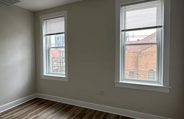 665 MONTGOMERY ST - 665 Montgomery Street, Jersey City, NJ 07304