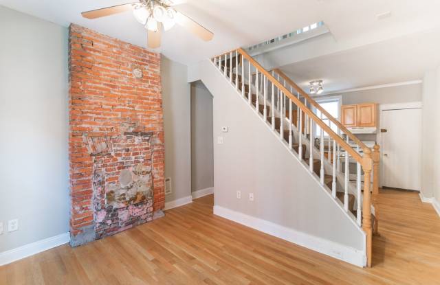 Three Bedroom Home in Graduate Hospital photos photos