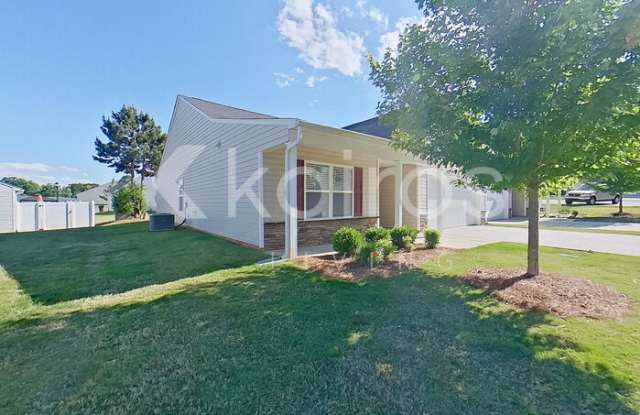 1240 Amberlight Circle Gallery 3