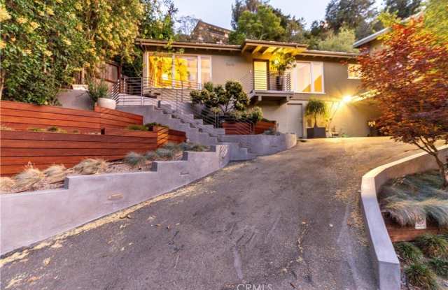 2412 Canyon Oak Drive photos photos