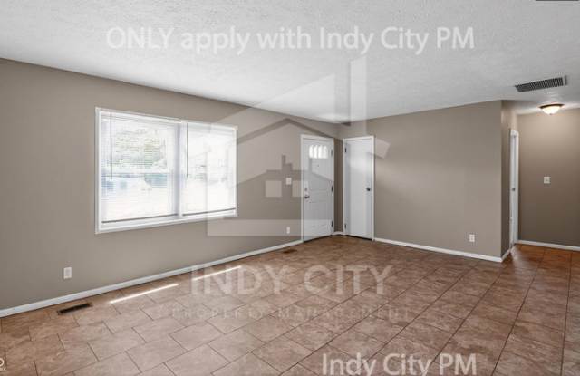 3928 Delmont Drive Gallery 3