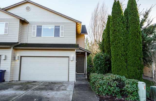 3 Bedroom 2.5 Bath Duplex -Quick Easy Access to SR 14 photos photos