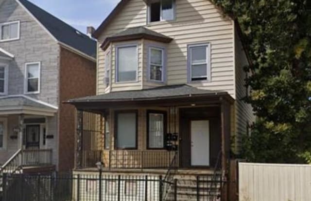 8320 South Muskegon Avenue - 2 photos photos