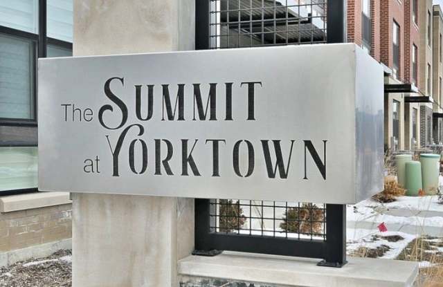 332 Summit Circle photos photos