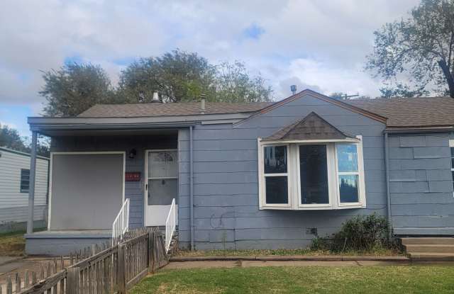 Large 3 Bed 1 bath - 1406 North Arapahoe Street, Amarillo, TX 79107 Large 3 Bed 1 bath - 1406 North Arapahoe Street, Amarillo, TX 79107