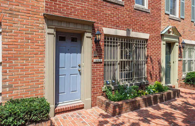 1688 Euclid ST NW #B - 1 photos photos
