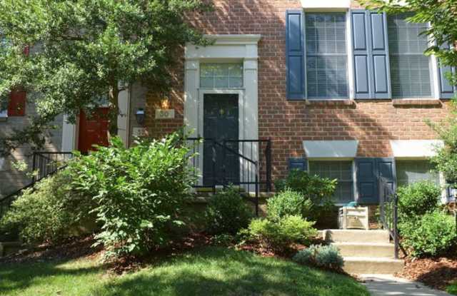 Charming 4 Bedroom/3 Bathroom Townhome in Mays Chapel-Chapelgate (Lutherville) photos photos Charming 4 Bedroom/3 Bathroom Townhome in Mays Chapel-Chapelgate (Lutherville) photos photos