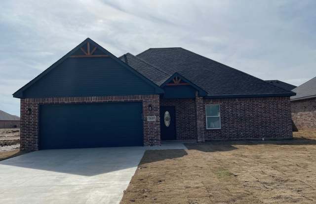 Durant 4 bed 2 Bath 1 story single family house - 5619 Mars Avenue, Durant, OK 74701