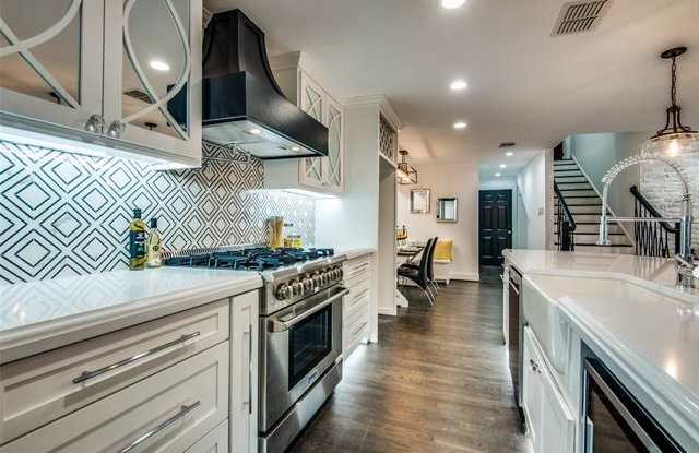 4937 Forest Bend Road Gallery 3