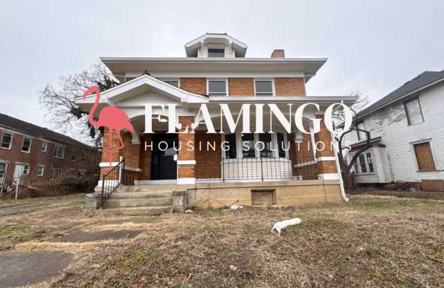 2715 N Main St – Dayton, OH (The Gem City) photos photos