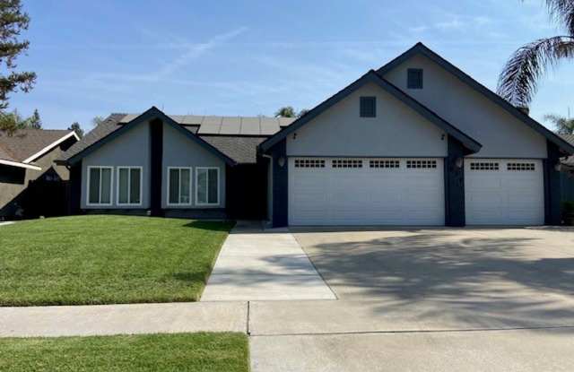 934 North Kent St - 934 North Kent Street, Visalia, CA 93291