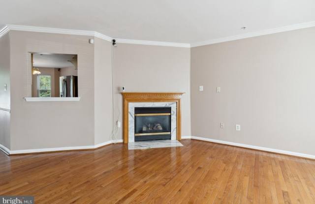 10763 ESPRIT Place Gallery 3