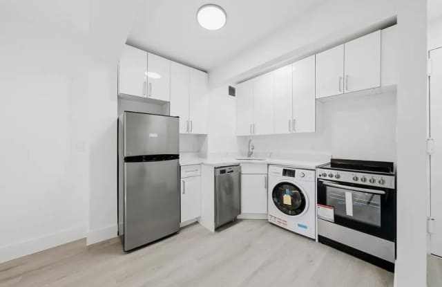 300 East 96th Street photos photos