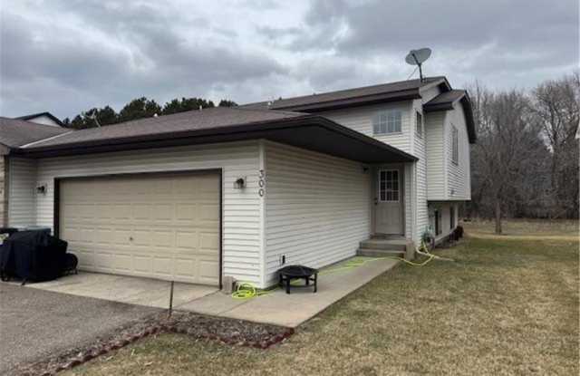 300 21st Avenue SW photos photos