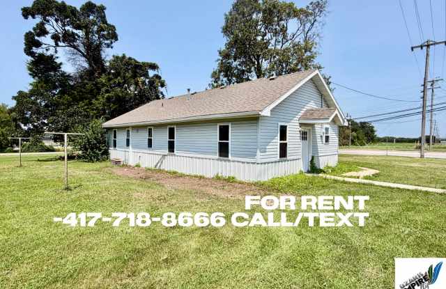 1100 Millcreek Road Gallery 4