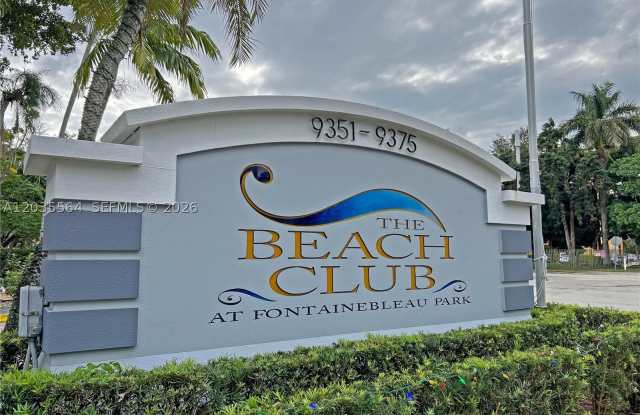 9351 Fontainebleau Blvd Gallery 1