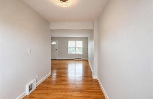3352 Coolidge Highway Gallery 3