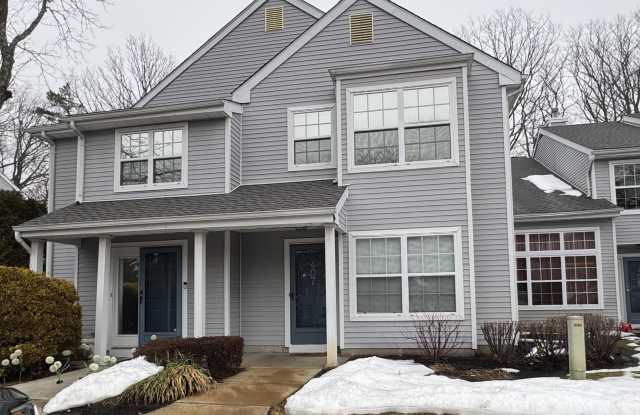 407 Hampton Court photos photos