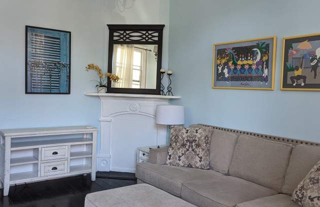 431 Vallette Street Gallery 2