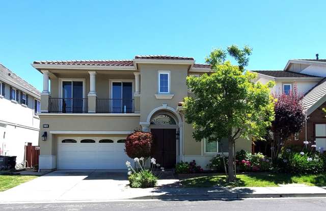 Dublin Ranch Golf Club 4/2.5 Home w Country Club Amenities - 2716 Eagles Landing Court, Dublin, CA 94568