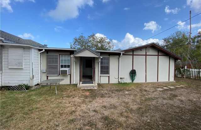 321 S Morningside Street - 321 South Morningside Drive, Corpus Christi, TX 78404