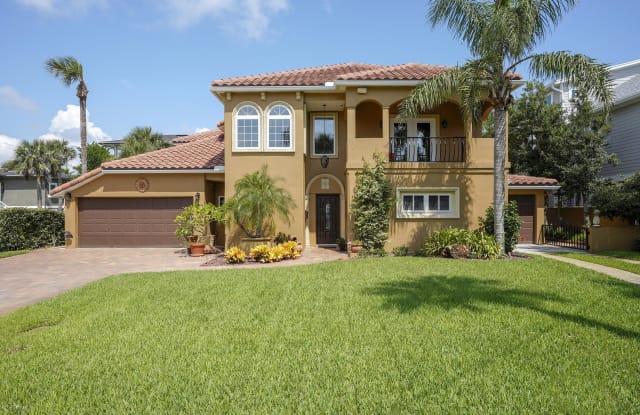 159 11TH ST - 159 11th Street, Atlantic Beach, FL 32233