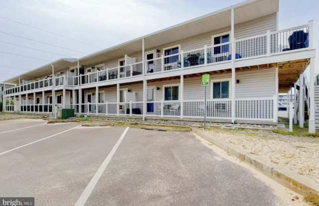100 VAN DYKE Avenue unit: 107 photos photos