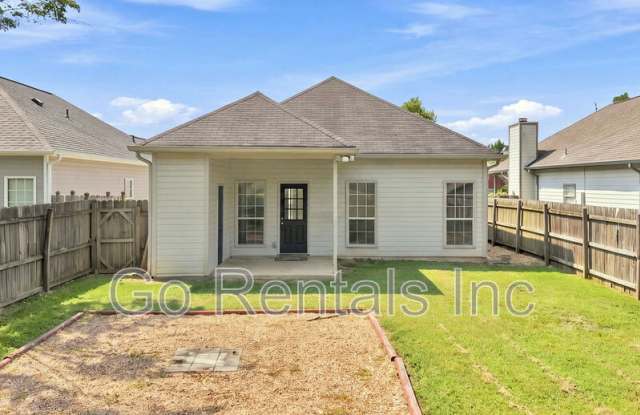 975 McAllister Drive Gallery 3