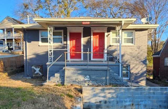 Room in 3 Bedroom Home at Martin Luther King Jr Dr SW photos photos