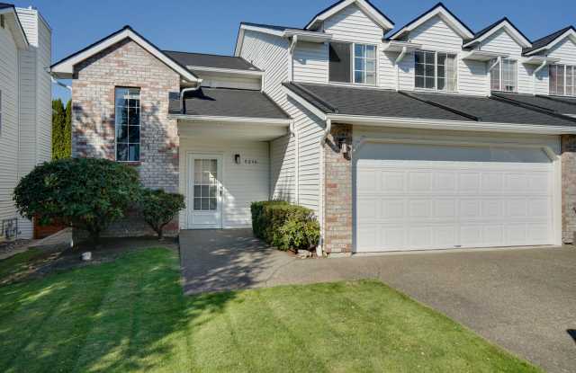 Desirable Eagle Lane Townhome - 9246 South 240th Place, Kent, WA 98030 Desirable Eagle Lane Townhome - 9246 South 240th Place, Kent, WA 98030