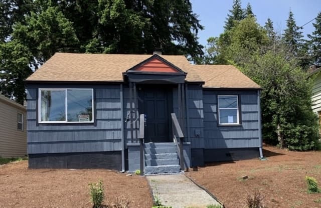 1619 Bayview Dr W - 1619 Bayview Drive West, Bremerton, WA 98312