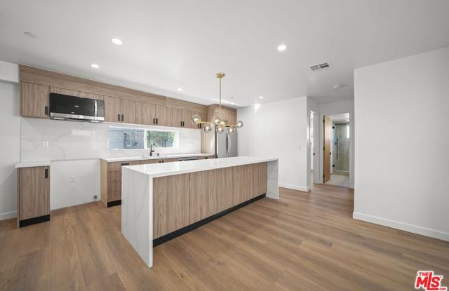 819 N Mccadden Pl unit: 2 - 819 North McCadden Place, Los Angeles, CA 90038