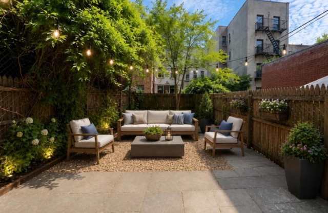 533 Washington AVENUE photos photos