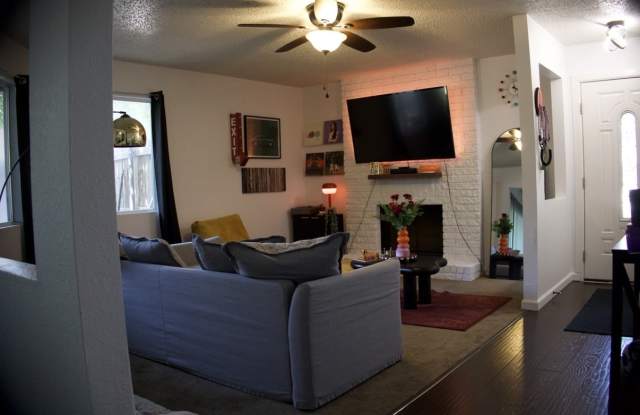 2208 Coach Drive Gallery 4