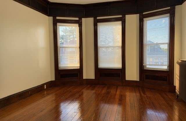 36 Fairmount Gallery 3