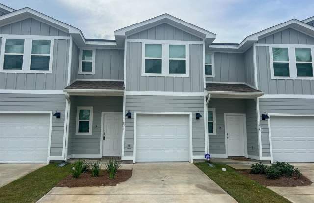 1631 Iroquois Ct Gallery 1