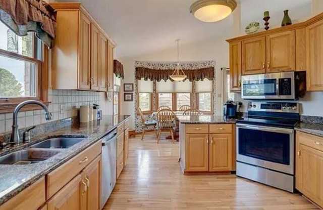 412 Tiporary Ct Gallery 2