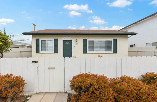 2 bedroom 1 Bath House 1 Block From The Beach! - 178 Ebony Avenue, Imperial Beach, CA 91932 2 bedroom 1 Bath House 1 Block From The Beach! - 178 Ebony Avenue, Imperial Beach, CA 91932