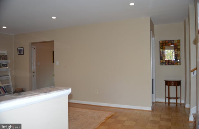 3127 CRESWELL DRIVE Gallery 4