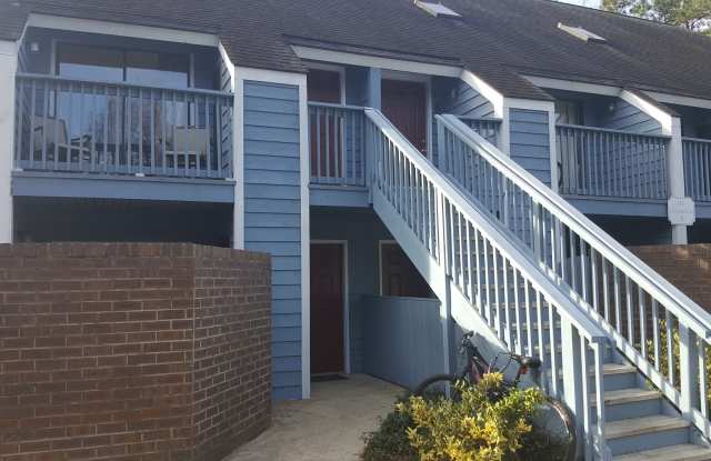 Colonial Circle photos photos