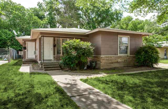 128 Merritt - 128 Merritt Street, Fort Worth, TX 76114